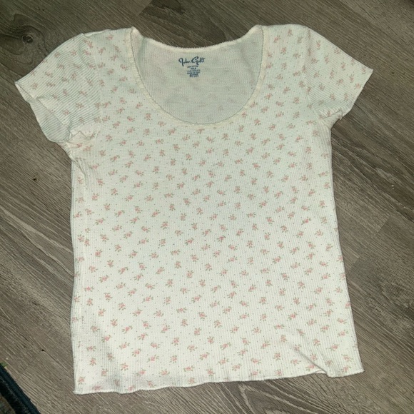 Brandy Melville Tops - Brandy Melville Cream and Pink Floral Short Sleeve Top